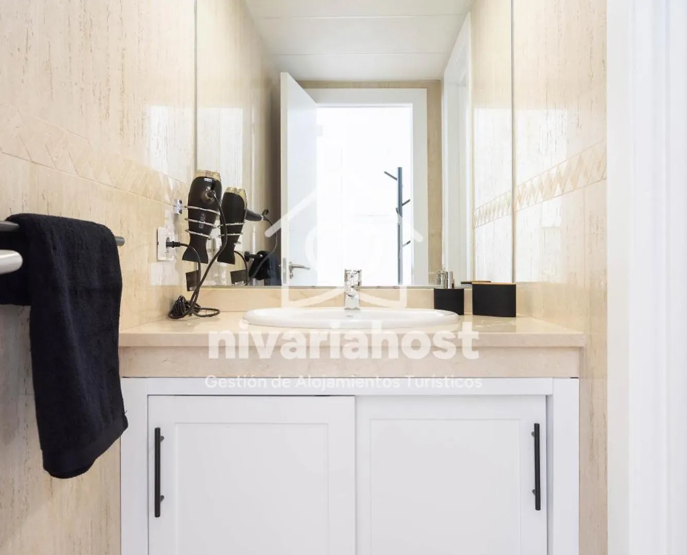 The Luxe Santa Cruz, By Nivariahost Appartamento